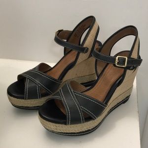 Indigo. By Clarks wedge